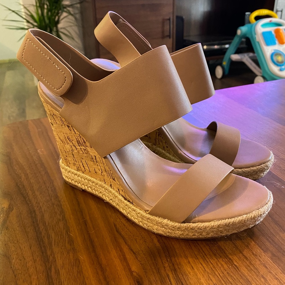 Charles by Charles David wedges